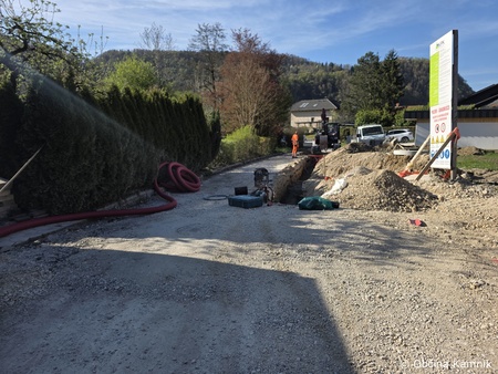 Javna prometna in komunalna infrastruktura v delu naselja Oševek (2)